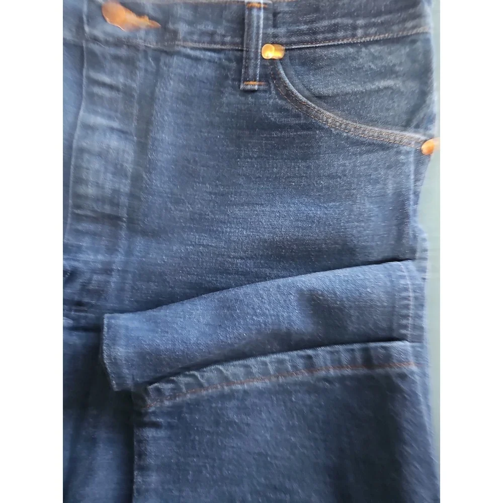 Wrangler 13MWZ Cowboy Cut Mens Jeans 42x32 NWOT Dark Blue Rigid Denim Workwear